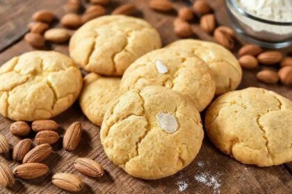 almond cookies