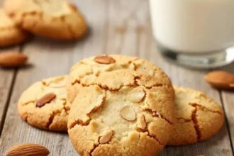Almond cookies